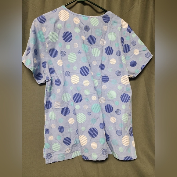 Women's SB Scrubs- Size XL- Blue/Green striped circles - Picture 2 of 5